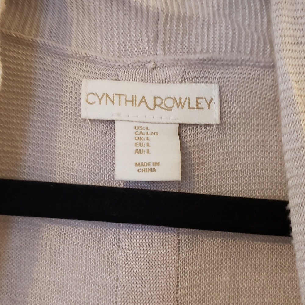 Light Sweater Vest - Picture 2 of 3